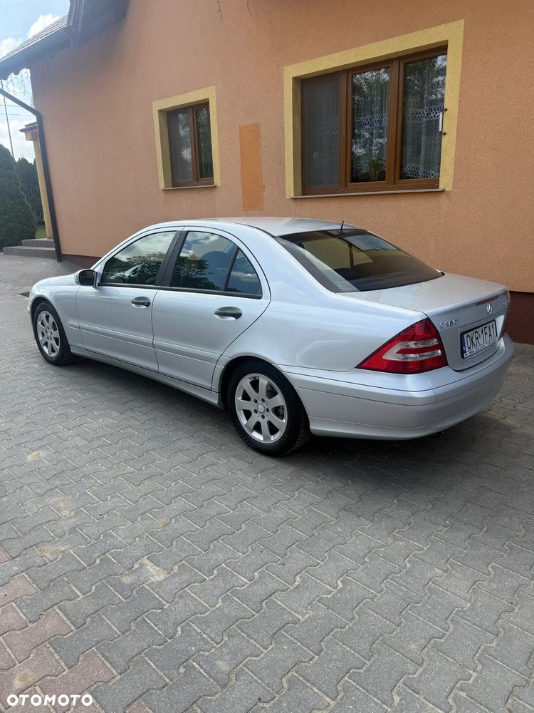 Mercedes-Benz Klasa C - 12