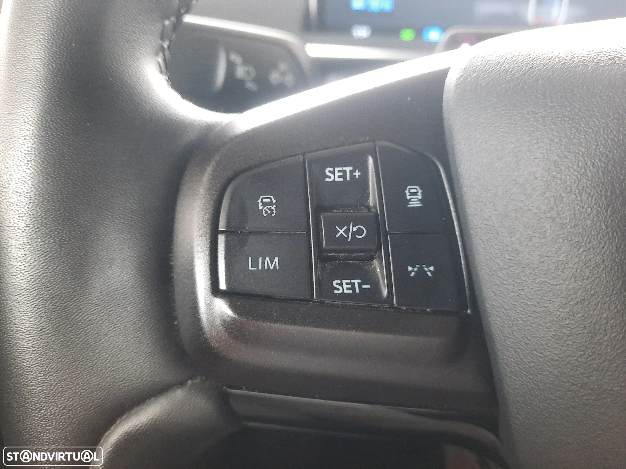 Ford Mustang Mach-E 98.7 kWh Premium - 25