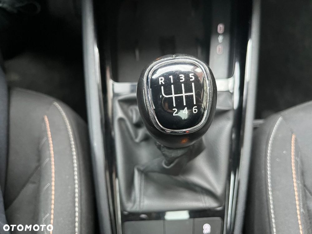 Skoda Kamiq 1.0 TSI Style - 22