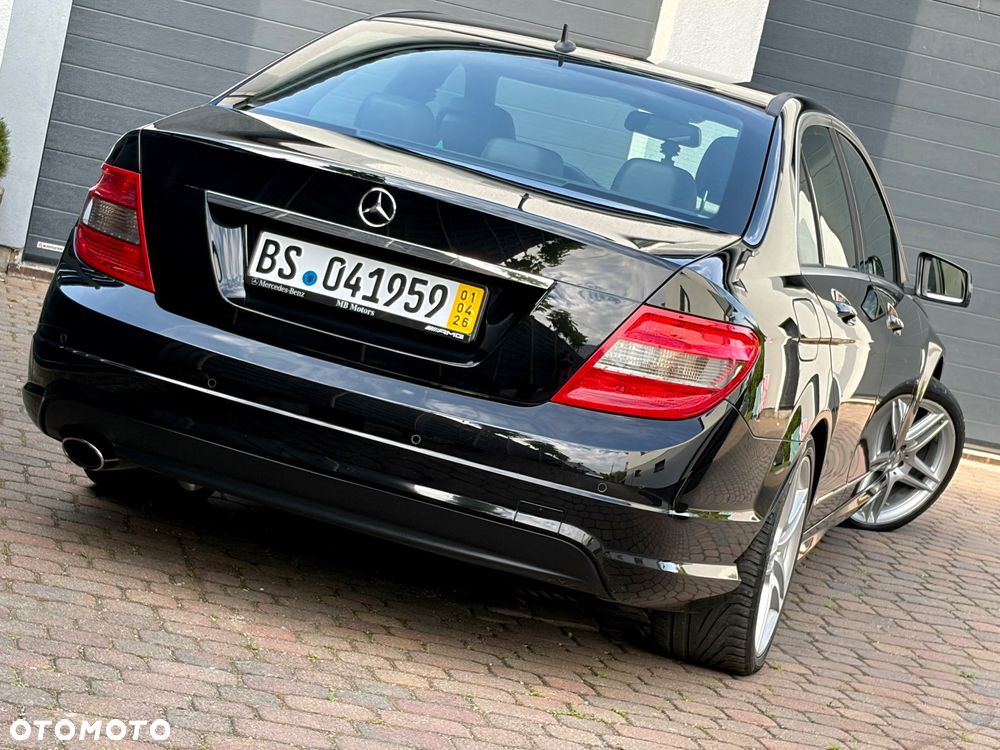 Mercedes-Benz Klasa C 180 Kompressor Automatik BlueEFFICIENCY Special Edition - 18