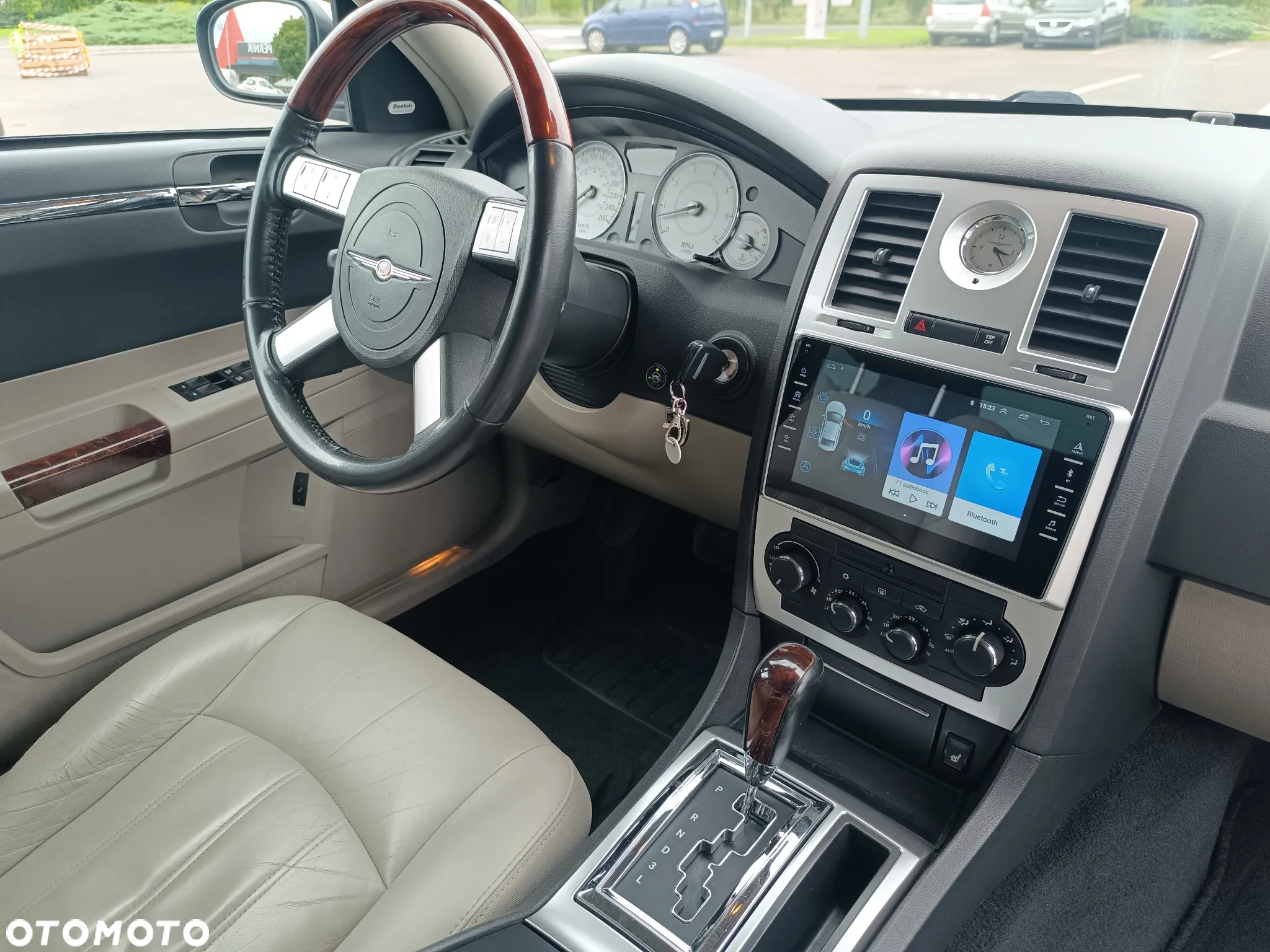 Chrysler 300C 2.7 V6 - 24