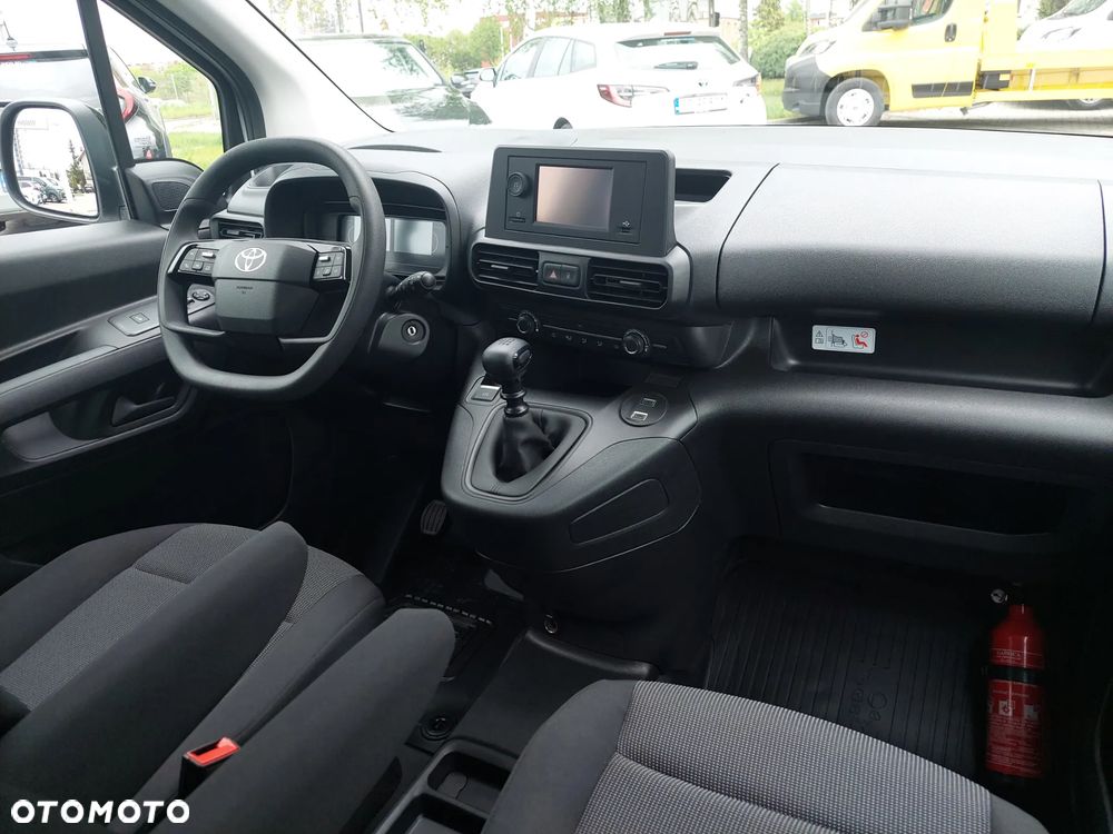 Toyota Proace City Verso 1.5 D-4D Combi - 9