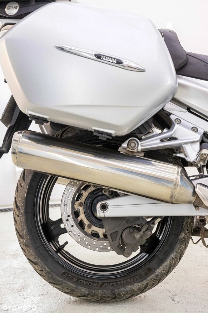 Yamaha FJR - 39