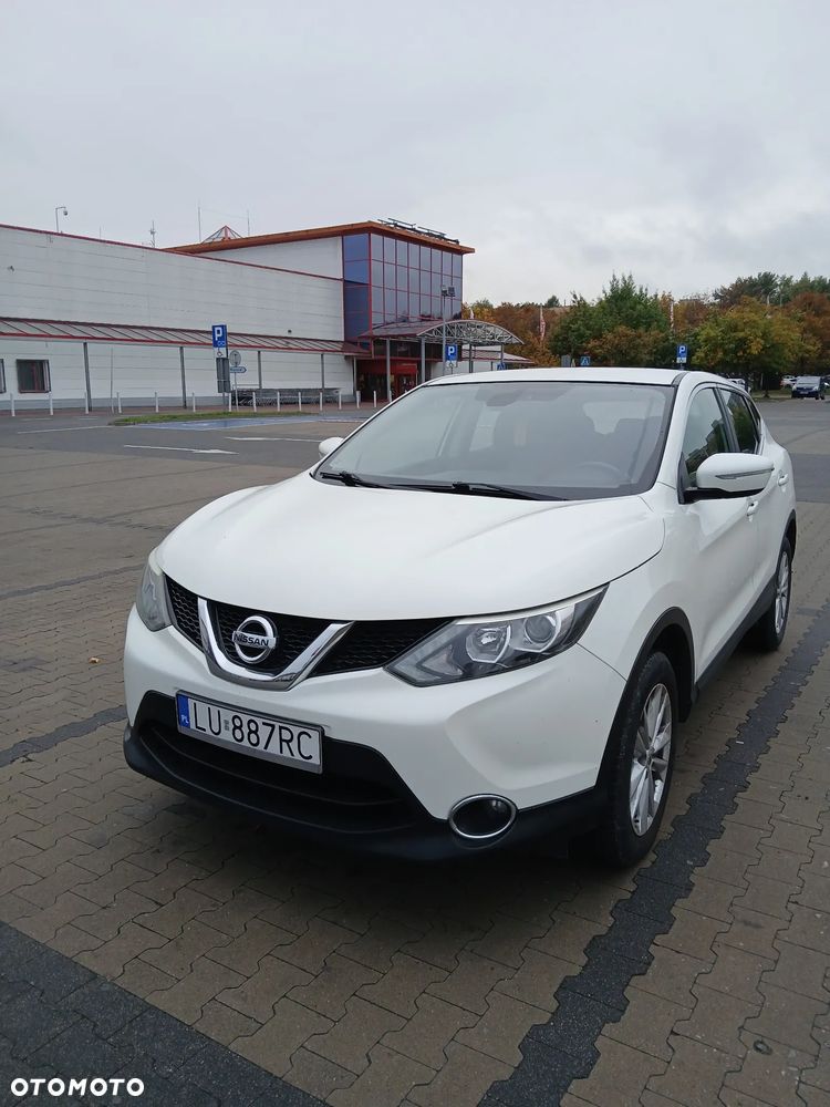 Nissan Qashqai - 1