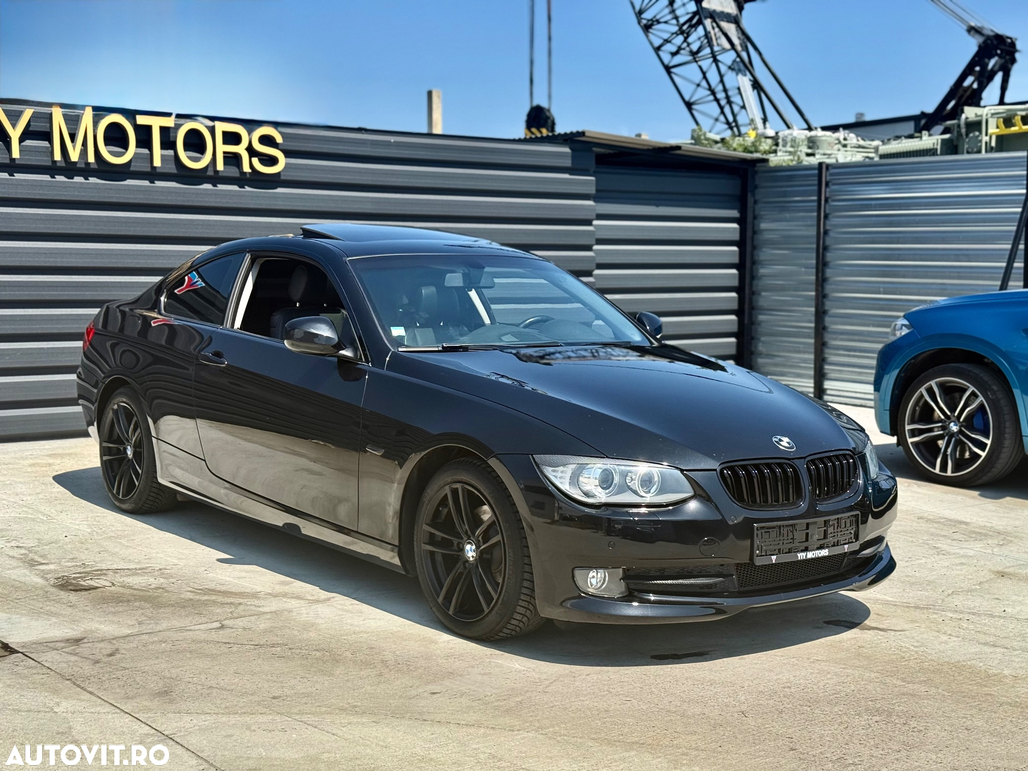 BMW Seria 3 320i Aut. - 13