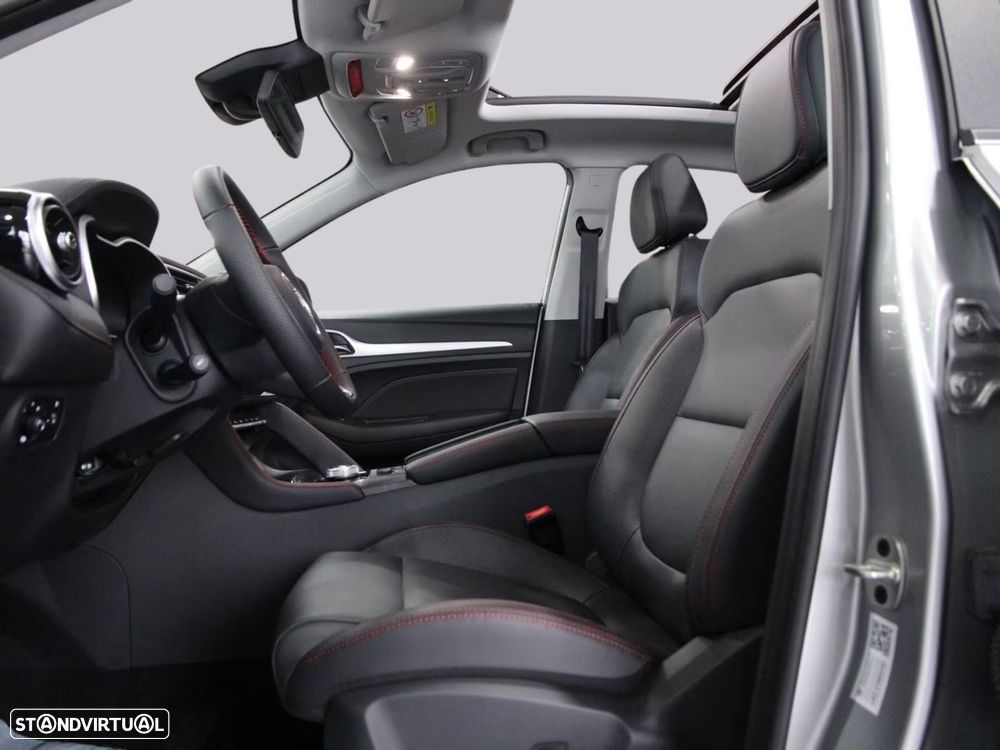 MG ZS - 5