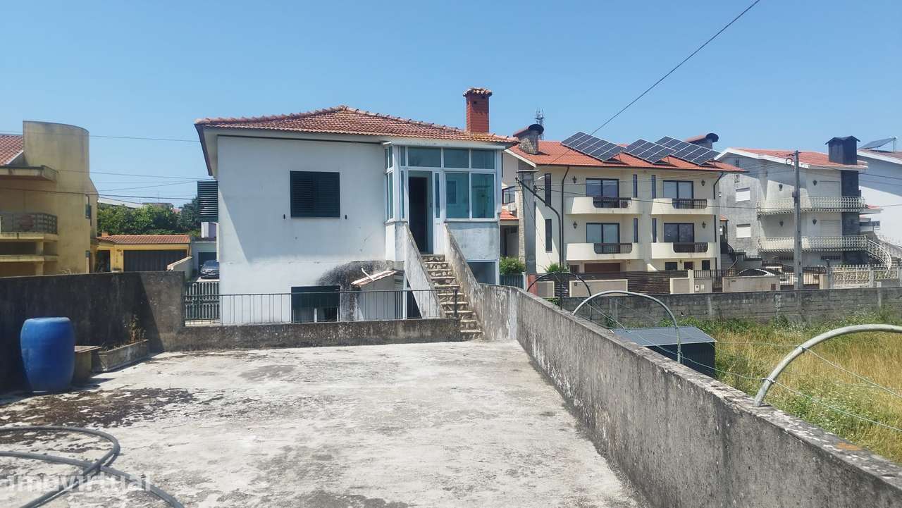Andar Moradia T2 junto estação de metro de Fânzeres - Grande imagem: 4/21