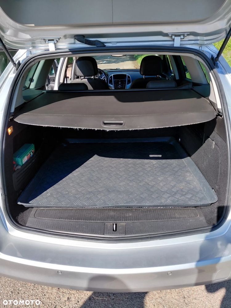 Opel Astra 1.7 CDTI DPF Cosmo - 8