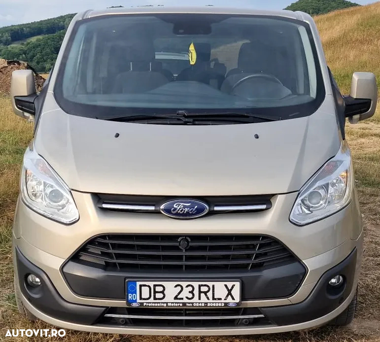 Ford Tourneo Custom - 4