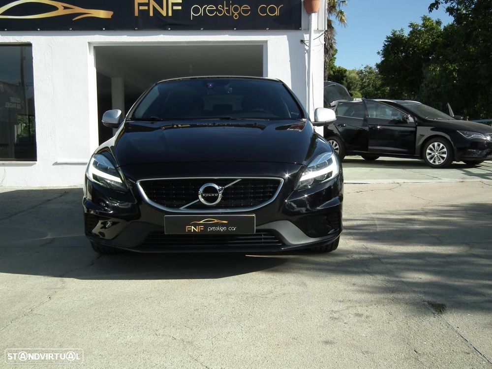 Volvo V40 2.0 D3 R-Design - 3