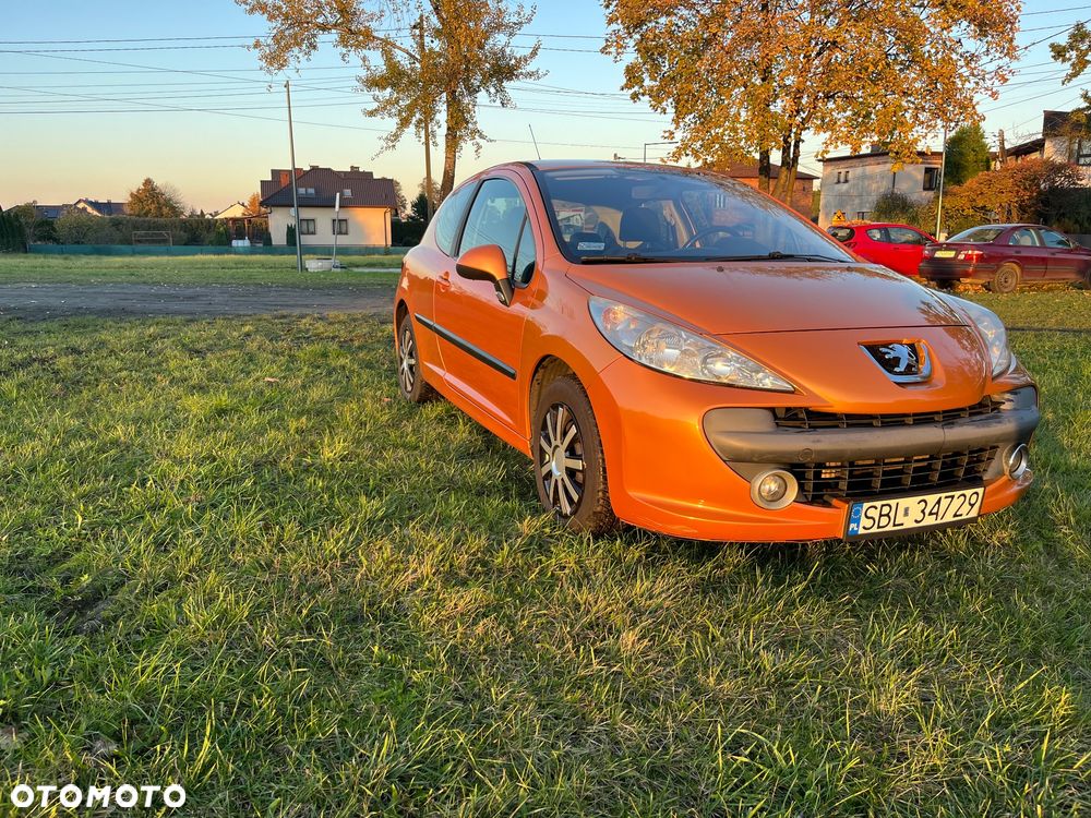 Peugeot 207 1.4 16V Presence - 30