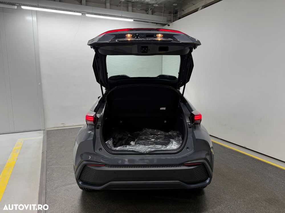 Toyota C-HR 1.8 HEV 140 CP 4x2 CVT Active - 8