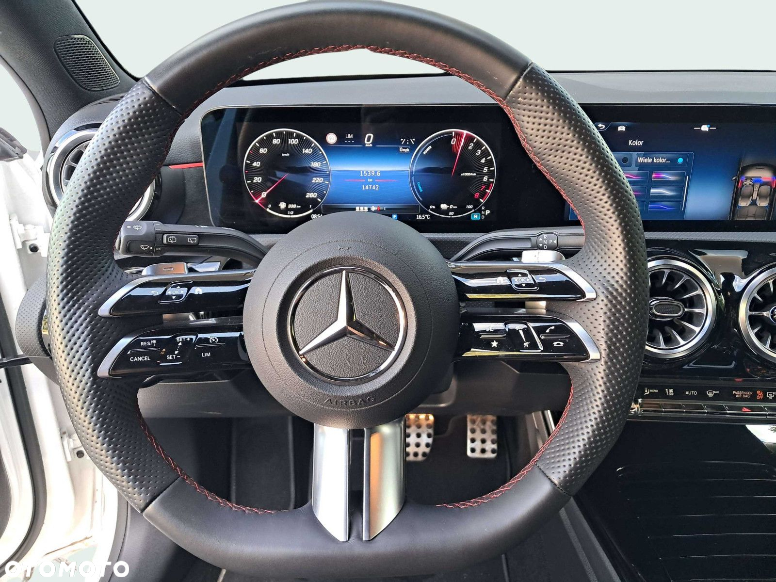 Mercedes-Benz Klasa A 250 e PHEV AMG Line 8G-DCT - 11