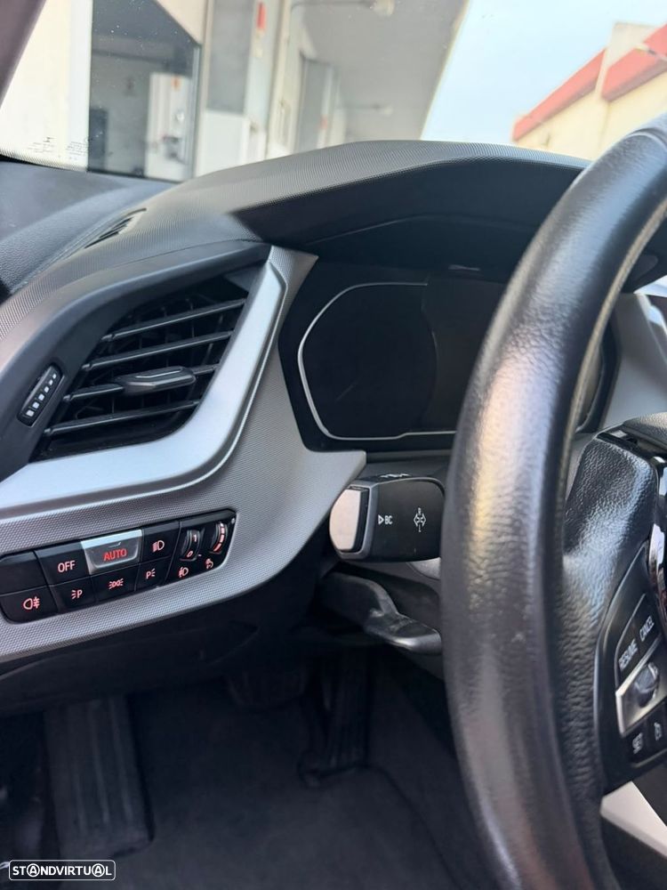 BMW 116 d Auto - 33