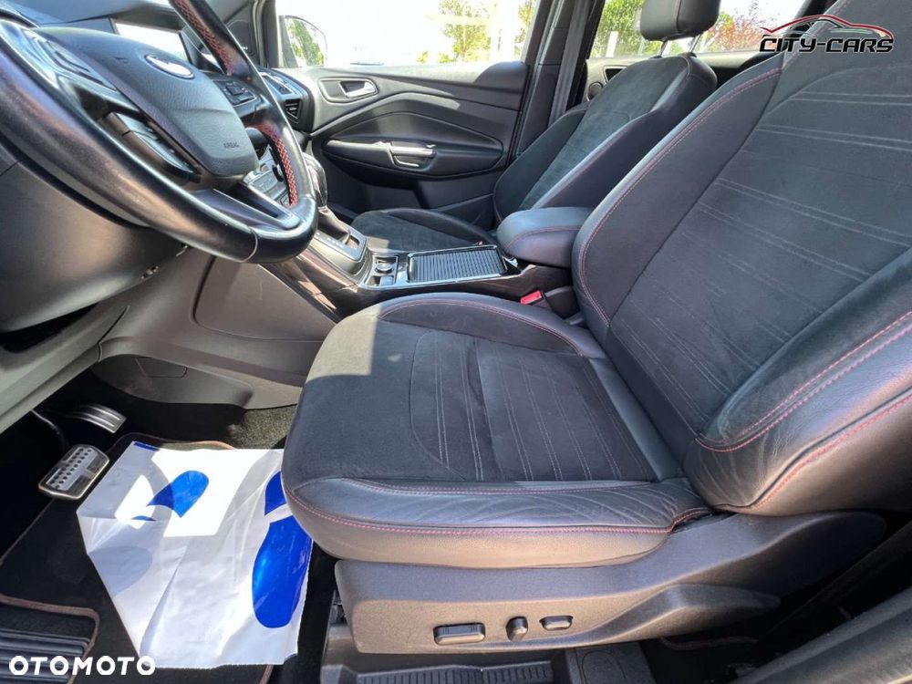 Ford Kuga - 17
