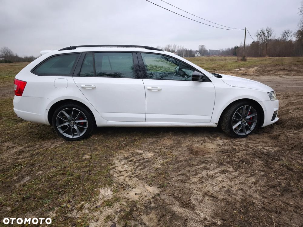 Skoda Octavia 2.0 TDI RS DSG - 15