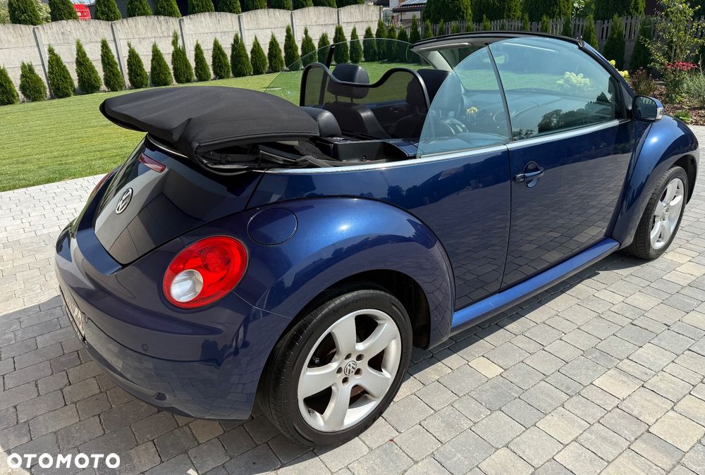 Volkswagen New Beetle 2.0 - 7