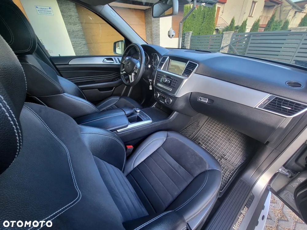 Mercedes-Benz ML 250 BlueTec 4-Matic - 17