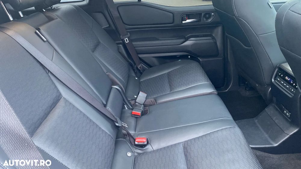 Toyota Land Cruiser 2.8l D-4D 204 CP A/T 7 locuri Luxury AVS - 7