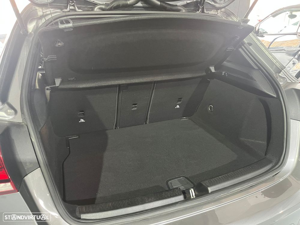 Mercedes-Benz A 180 d AMG Line Aut. - 37