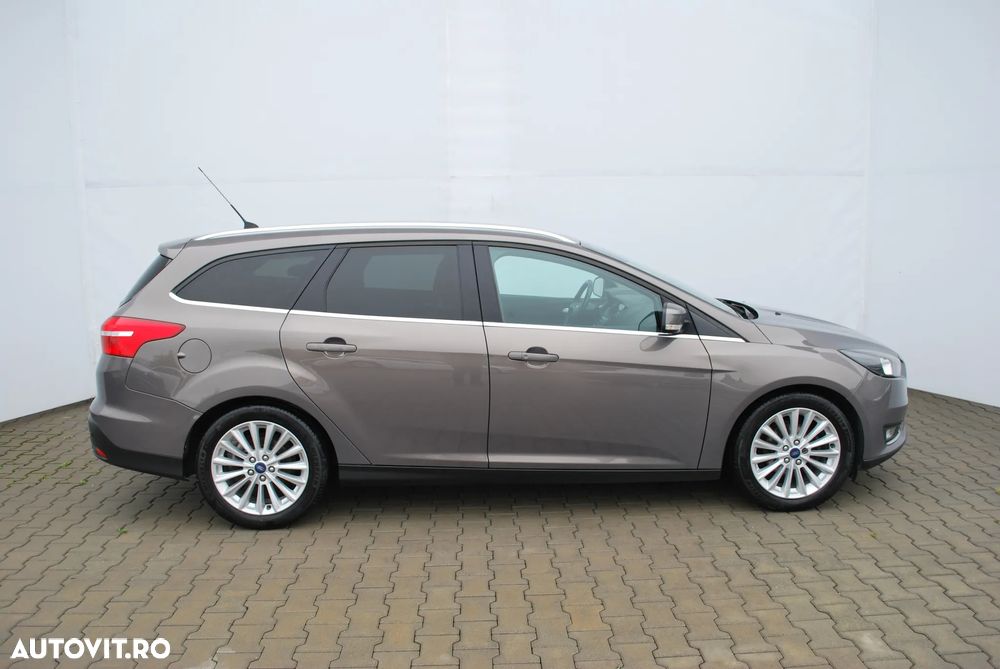 Ford Focus 1.5 TDCi Titanium - 9