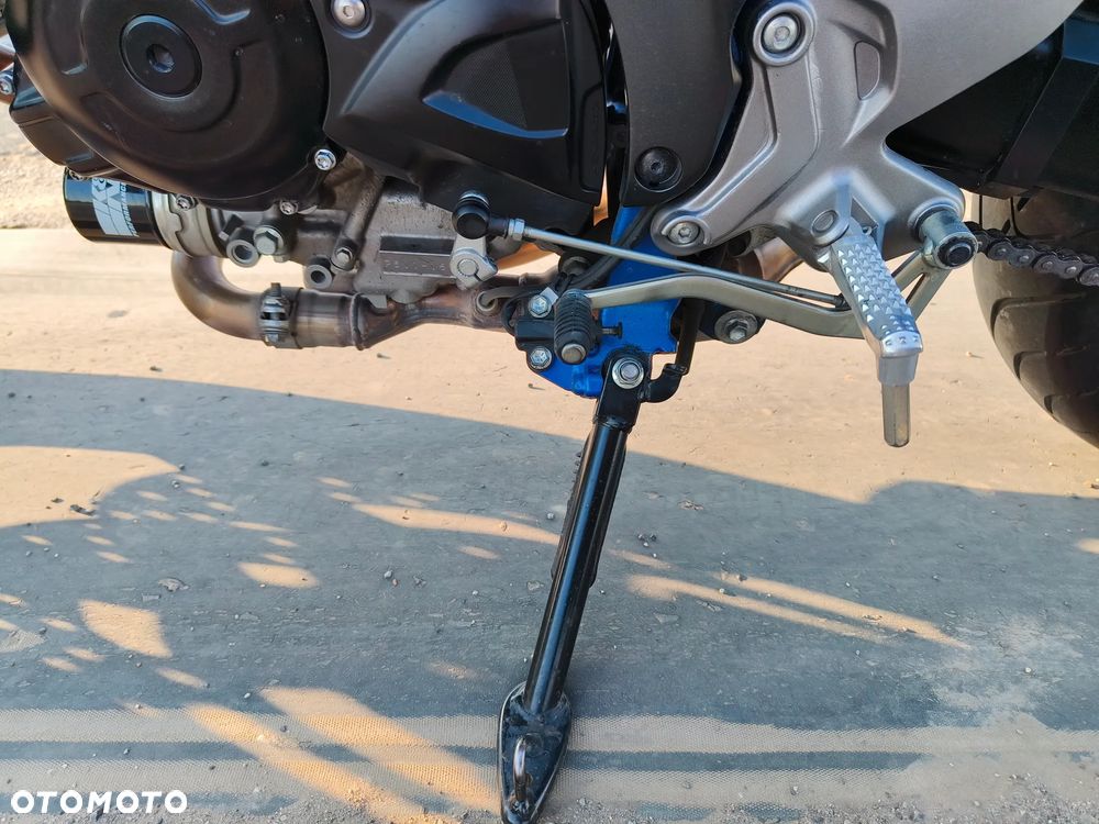 Suzuki SV - 11