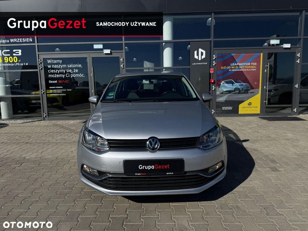 Volkswagen Polo - 2