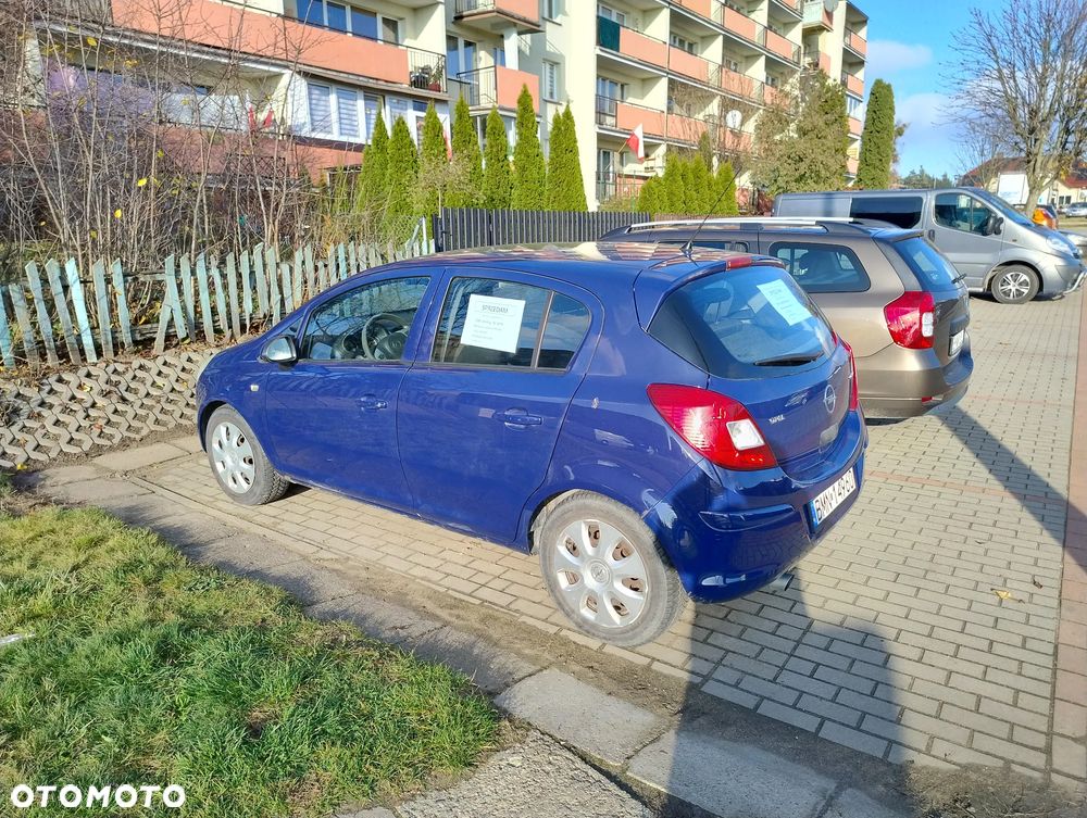 Opel Corsa 1.4 16V Enjoy - 1