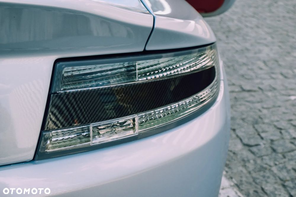 Aston Martin V8 Vantage 4,7 SportShift - 30