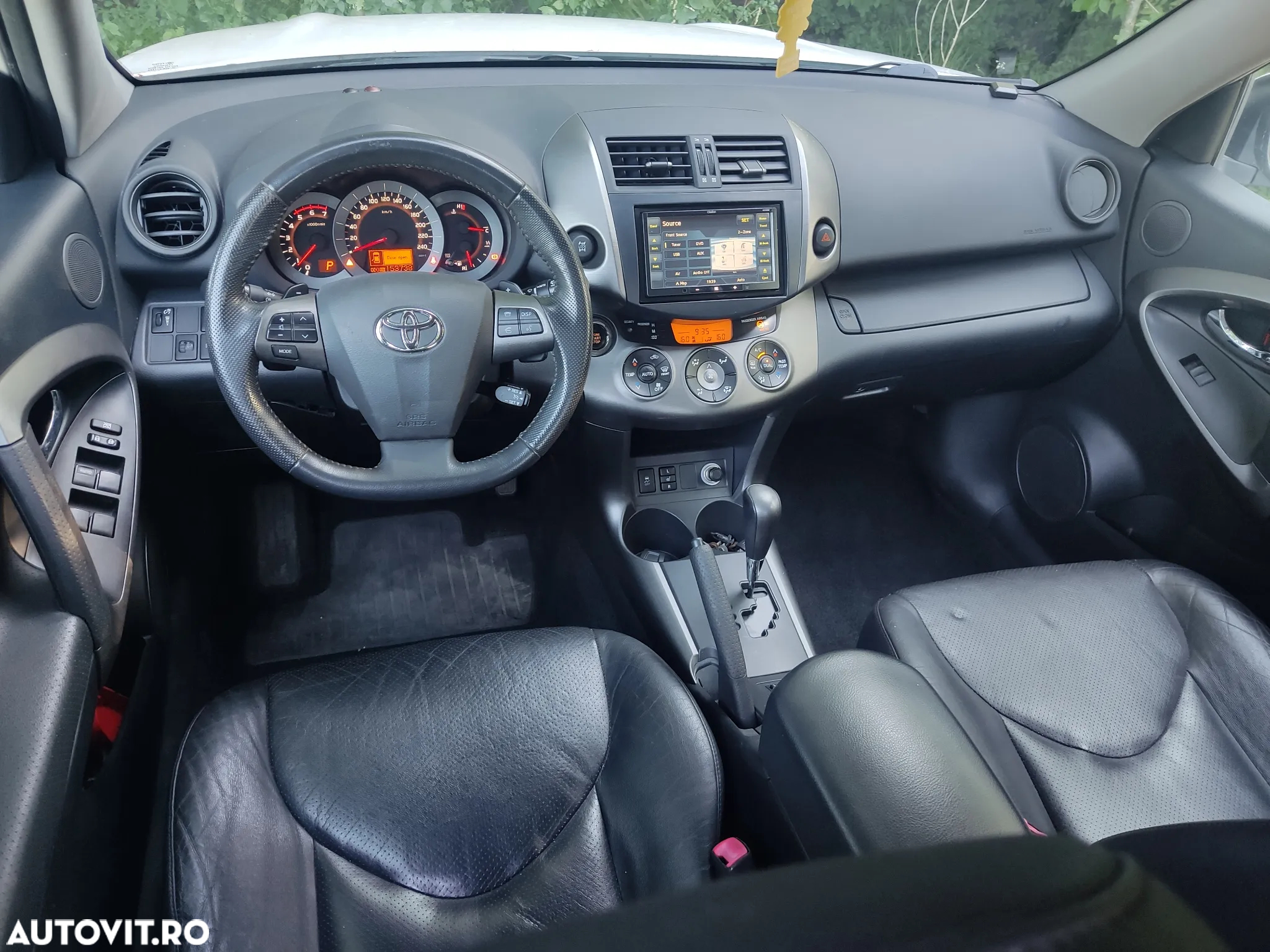 Toyota RAV4 2.2 D-4CAT 4WD Aut Executive - 5