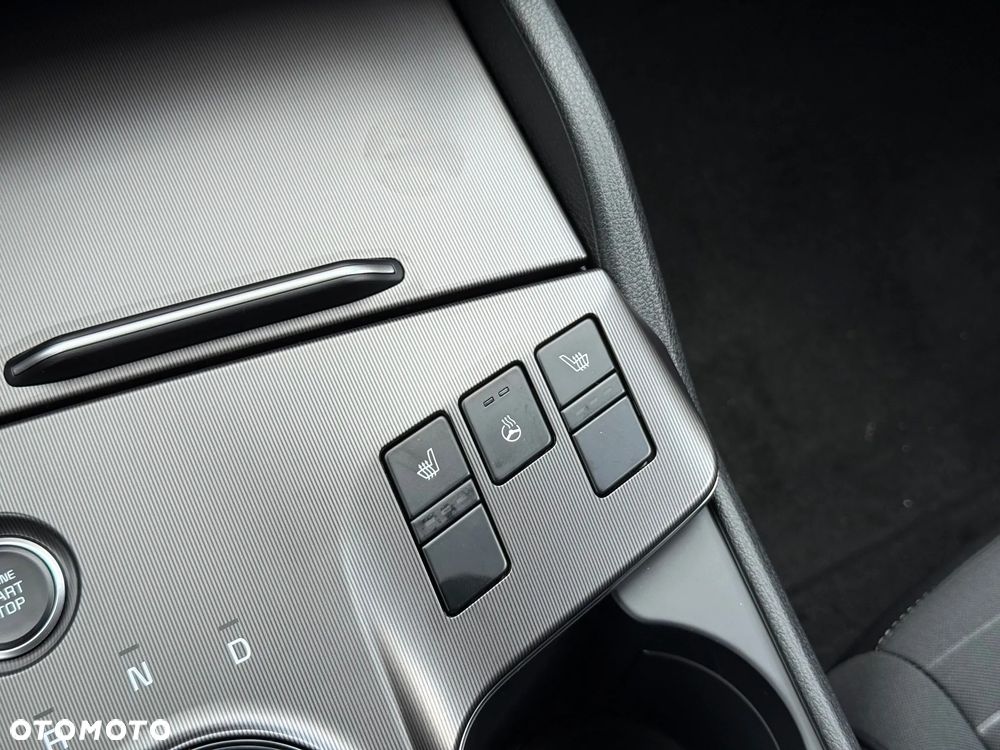 Kia Sportage 1.6 T-GDI HEV Anniversary 2WD - 29