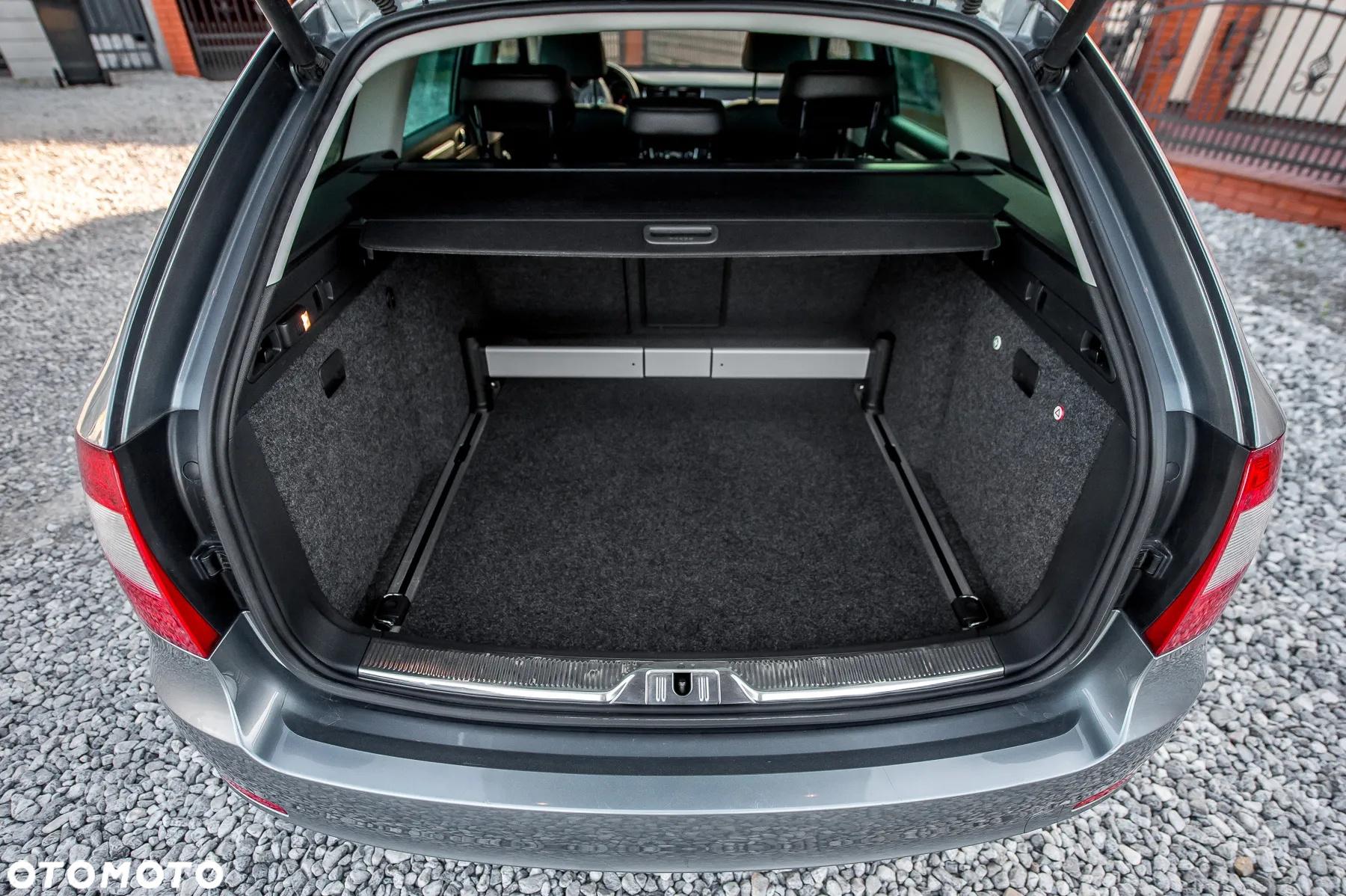 Skoda Superb Combi 2.0 TSI DSG Exclusive - 14