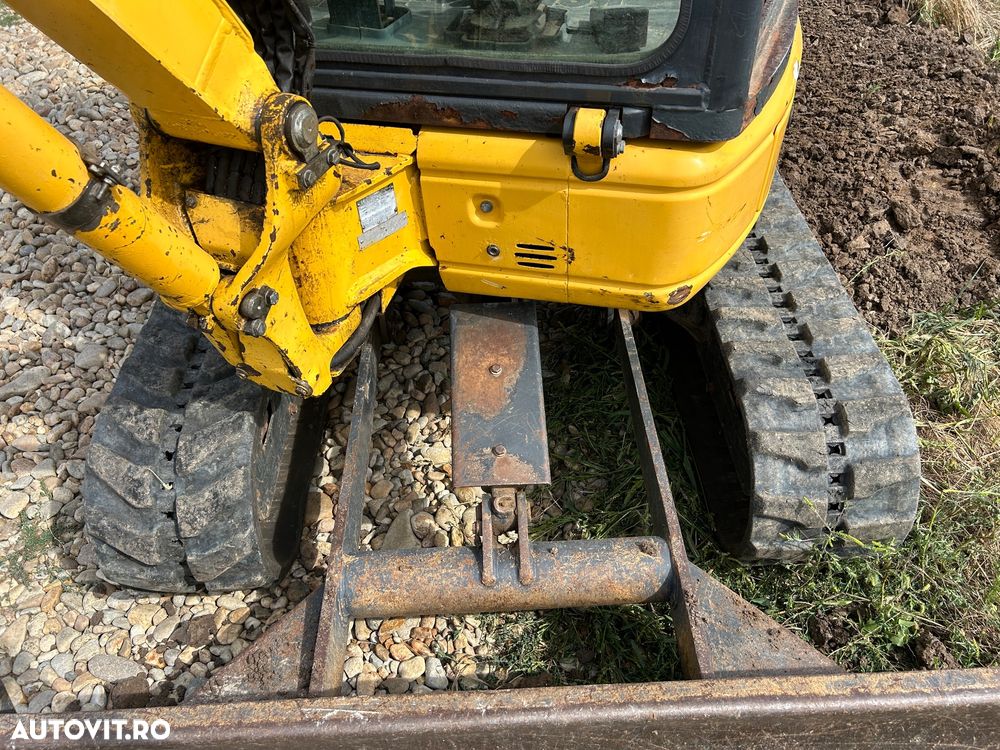 Komatsu Pc26 mr3 - 4