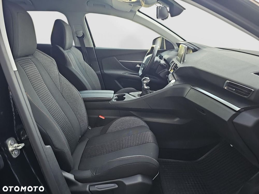 Peugeot 3008 - 22