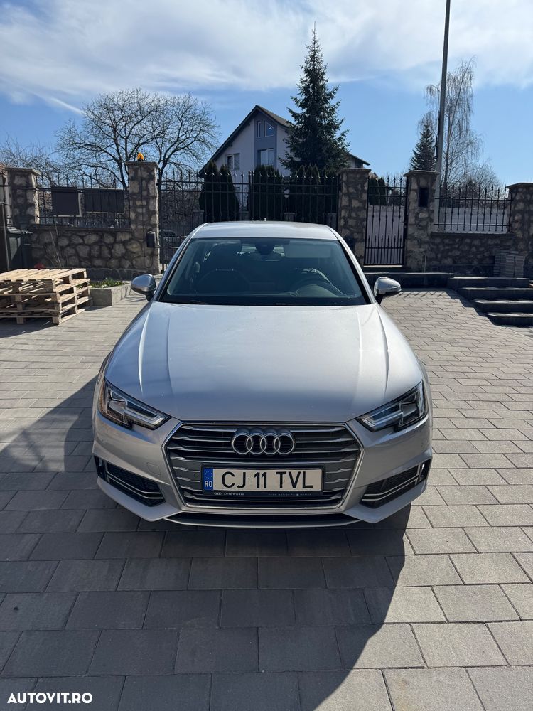 Audi A4 2.0 TDI ultra S tronic sport - 1