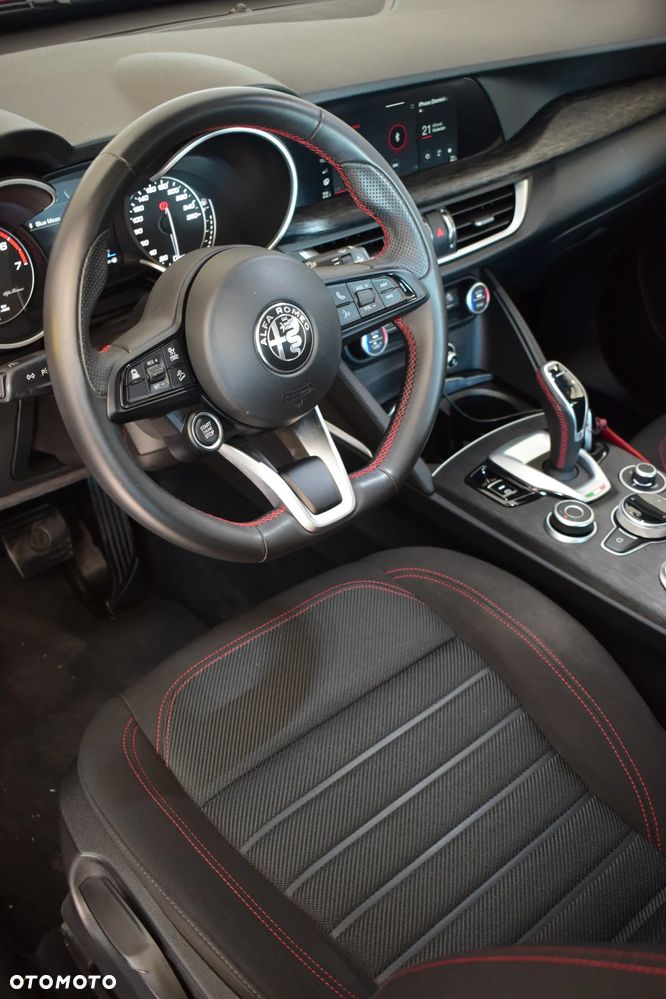 Alfa Romeo Stelvio 2.0 Turbo Business Q4 - 12