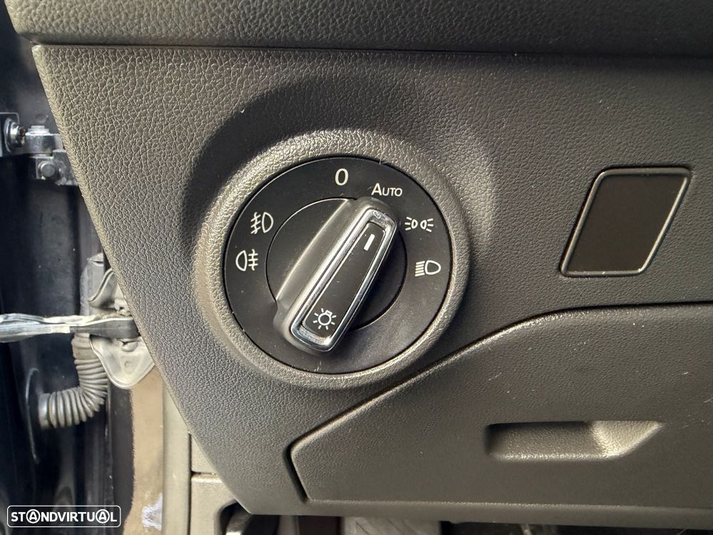 SEAT Leon 2.0 TDI FR S/S - 21