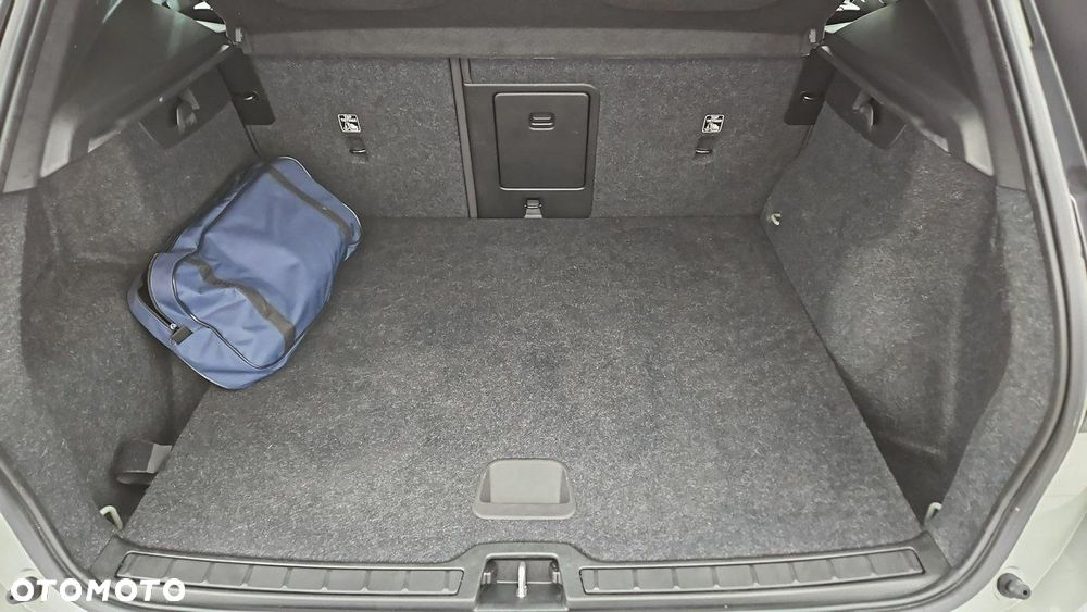 Volvo XC 40 73kWh P6 Recharge Core - 22