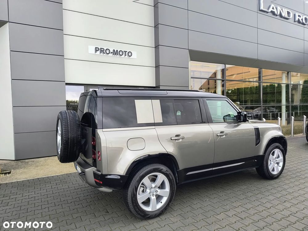Land Rover Defender - 9