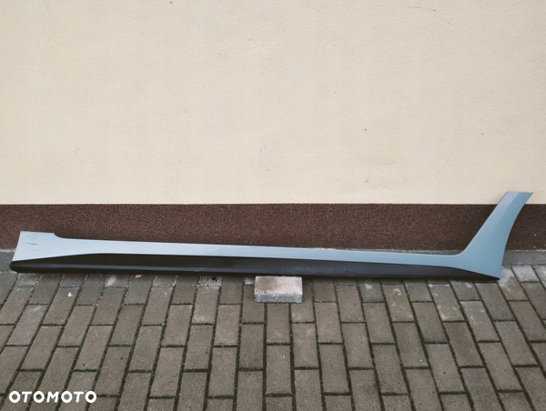 LISTWA PROGOWA OSŁONA PRAWA BMW I4 4 G26