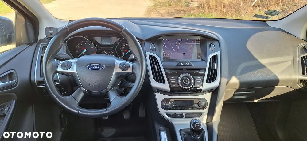 Ford Focus 1.6 Trend Sport - 9