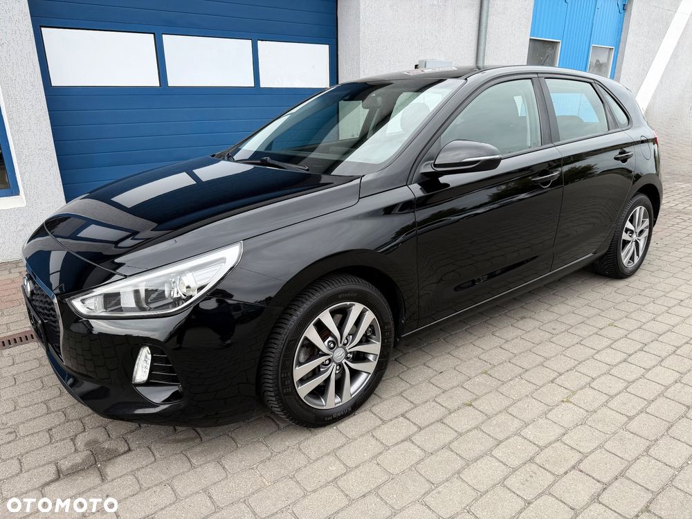 Hyundai i30 blue 1.6 CRDi Style - 3