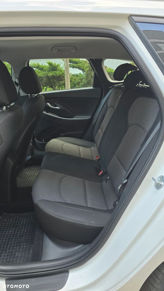 Hyundai i30 1.6 CRDi Comfort - 7