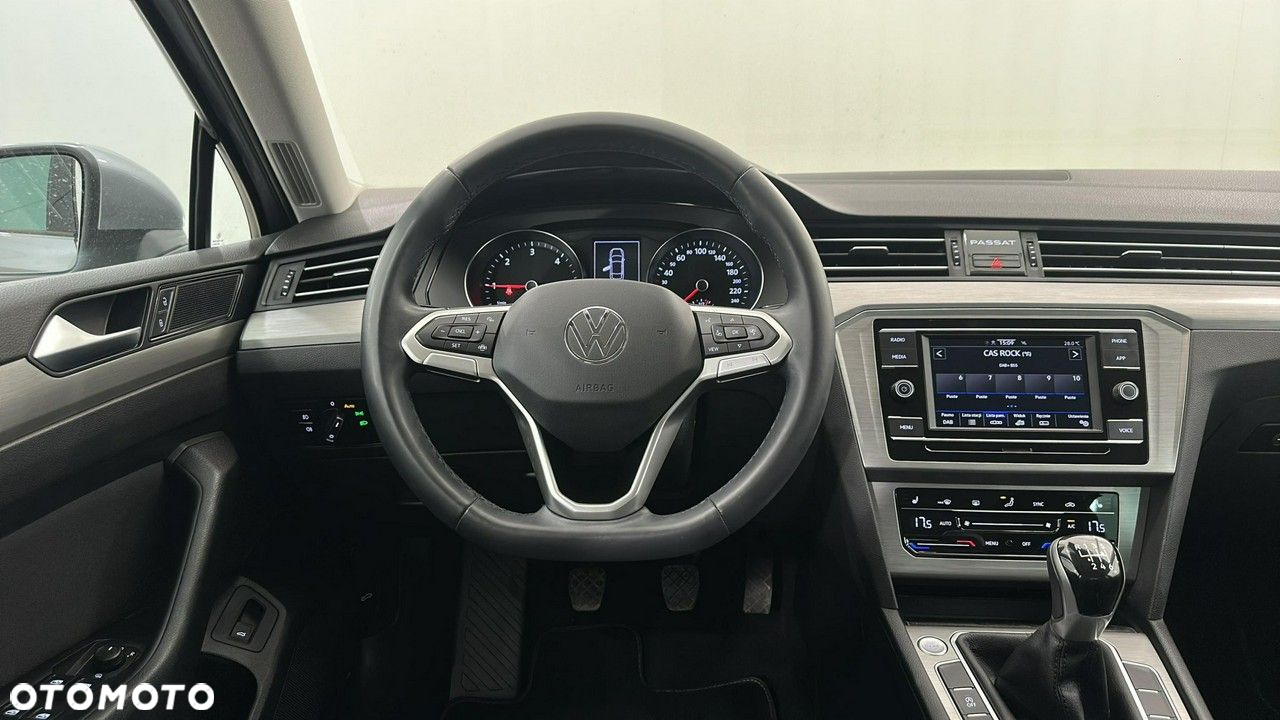 Volkswagen Passat 2.0 TDI EVO Essence - 10