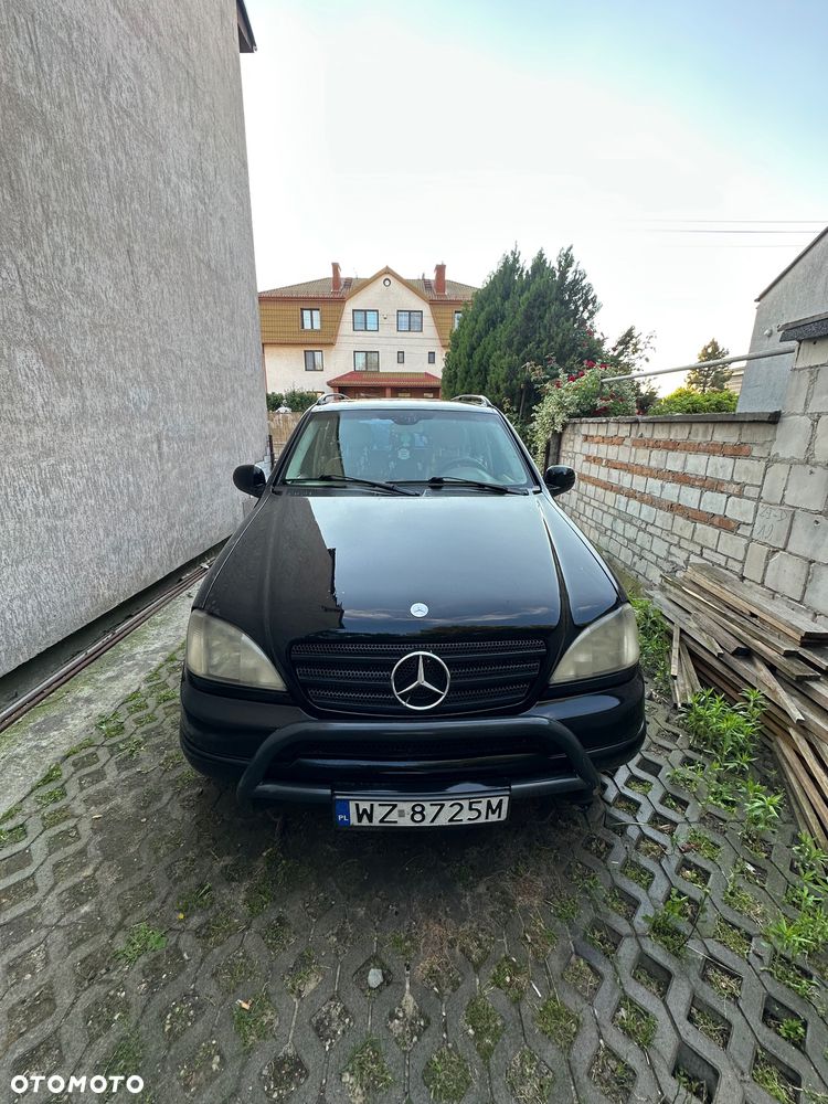 Mercedes-Benz ML - 14