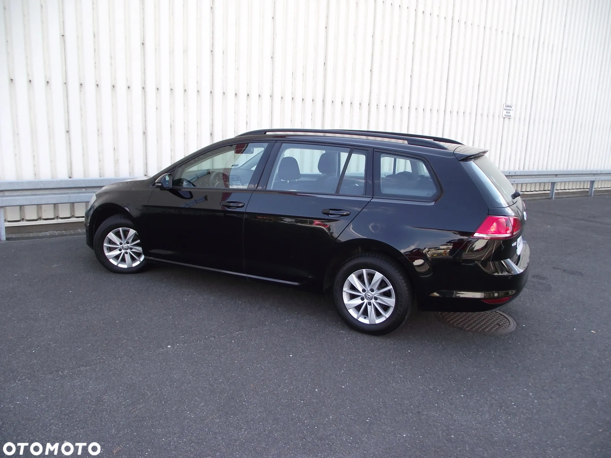 Volkswagen Golf VII 1.6 TDI BMT Trendline - 11