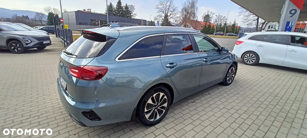 Kia Ceed 1.5 T-GDI Tribute DCT - 4