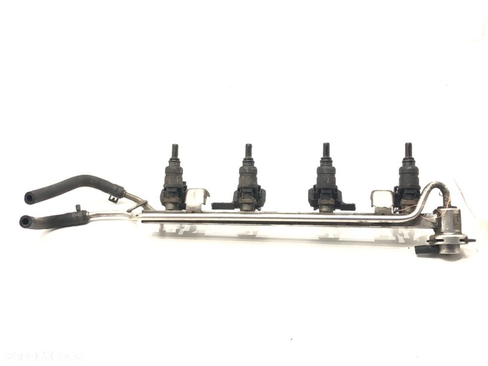 LISTWA WTRYSKOWA - 60.00 PLN - AUDI A3 (8L1) 1996 - 2006 1.8 92 kW [125 KM] benzyna 1996 - 2003 - 2