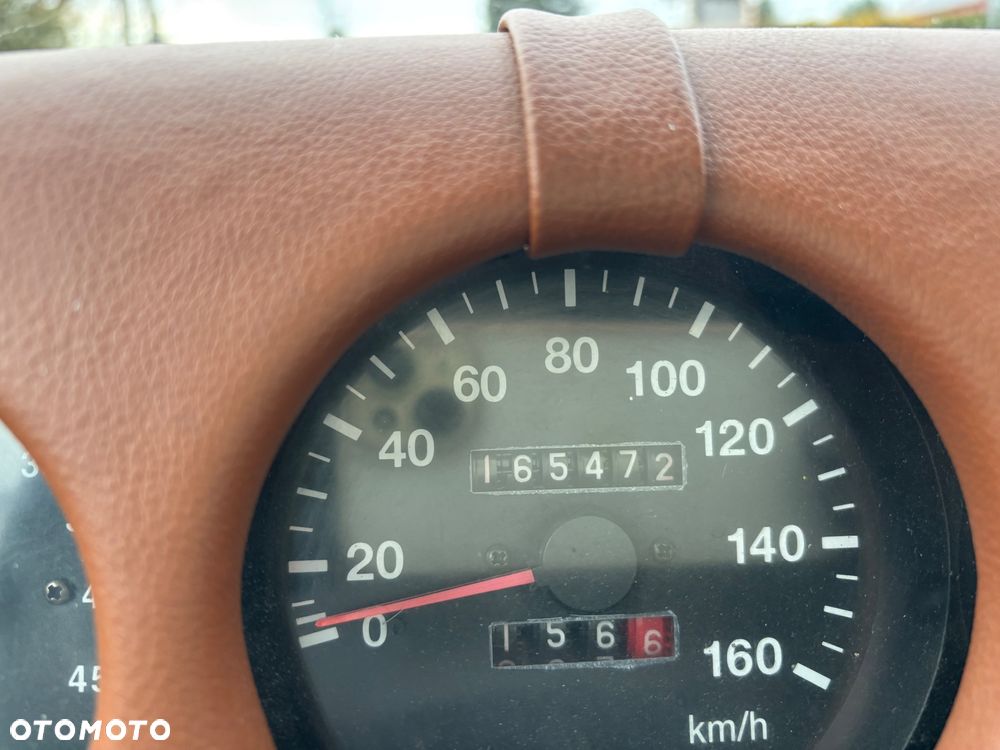 Land Rover Inny - 33