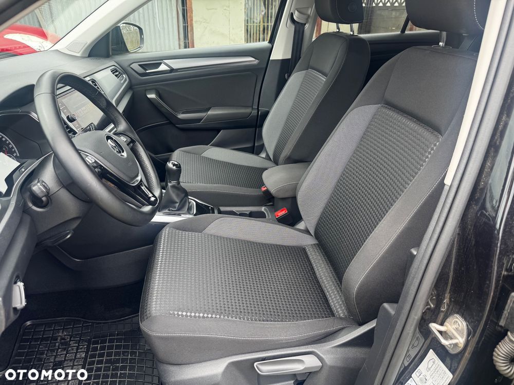 Volkswagen T-Roc 1.5 TSI OPF ACTIVE - 23